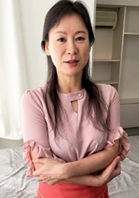 Yurie Suzuki (50) / Hamedori With Mature