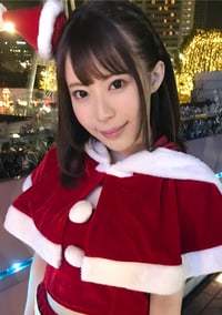 Santa Girl Climaxes In A Loop With A Thick Vibrator