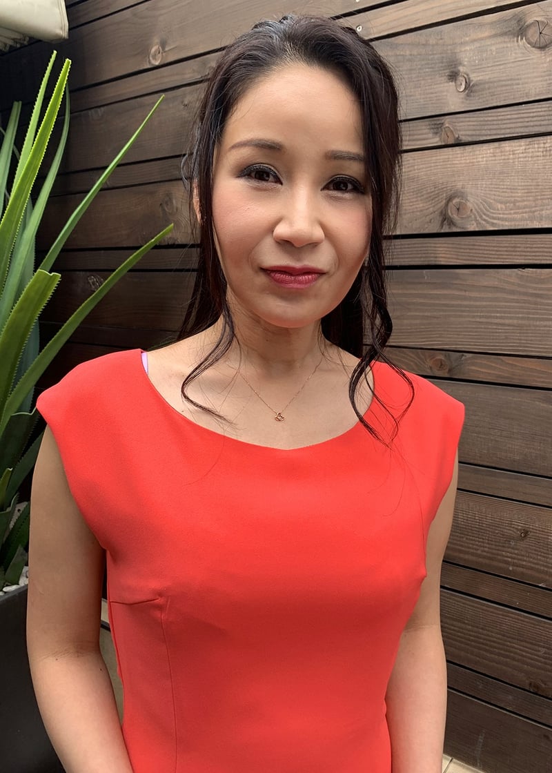 Akane / Cream Pie Mature