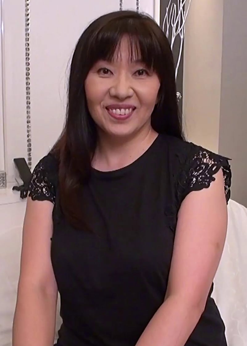 Towako (52) / Cream Pie Mature
