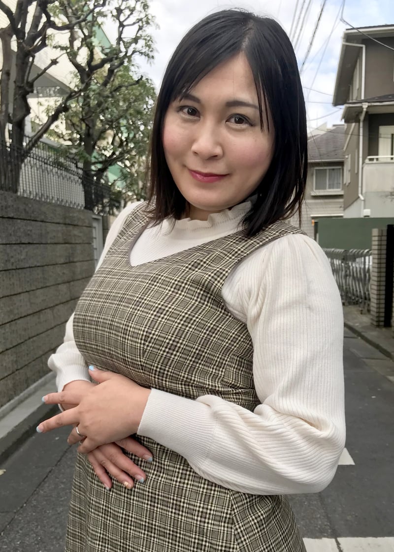 Mariko (51) / Cream Pie Mature